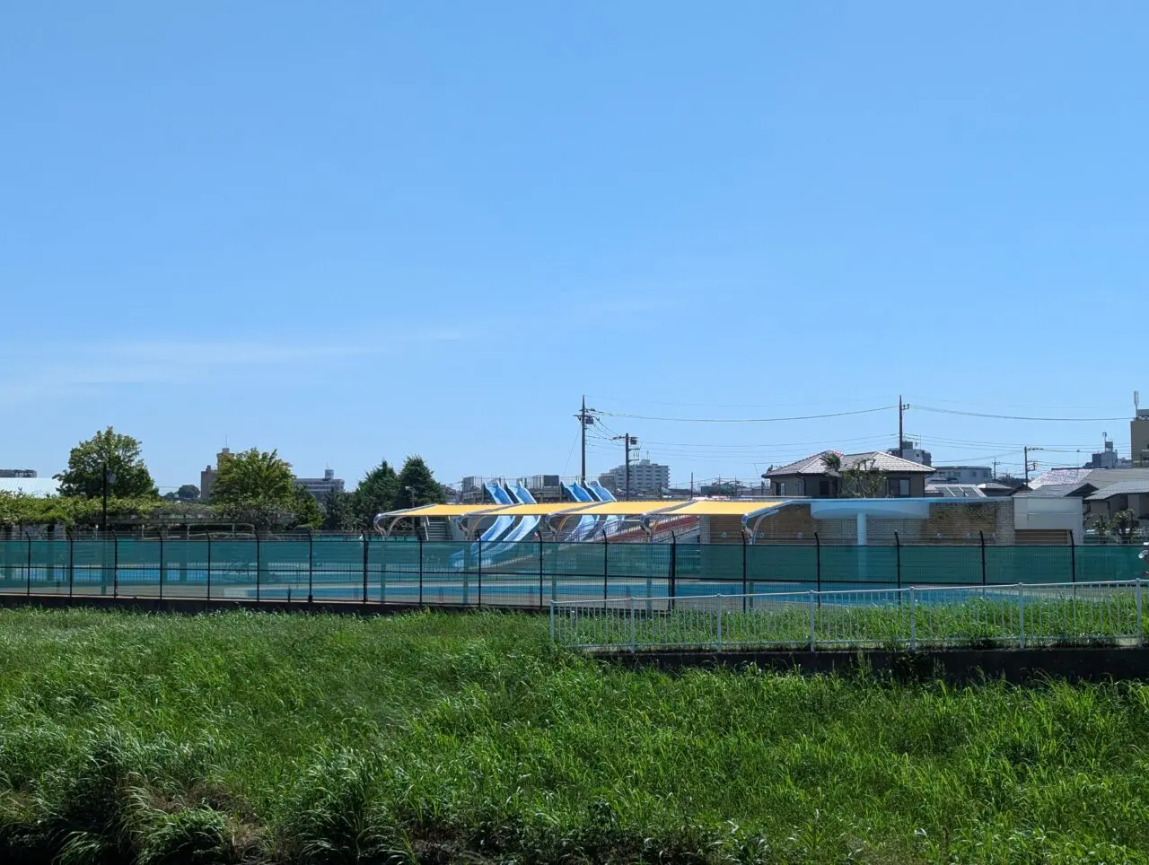朝霞市溝沼にある溝沼子どもプール