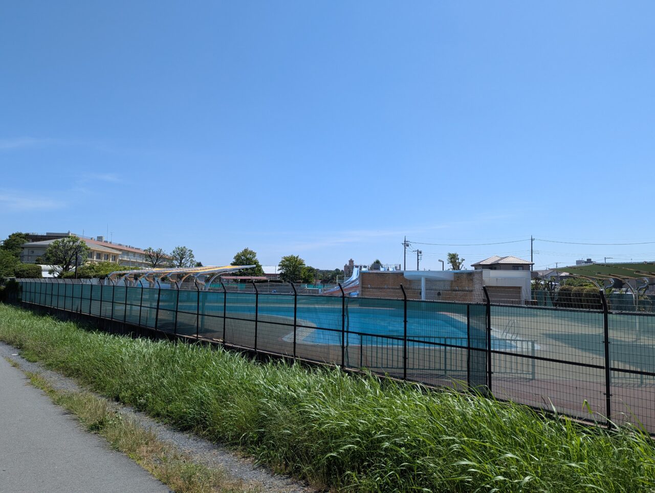 朝霞市溝沼にある溝沼子どもプール