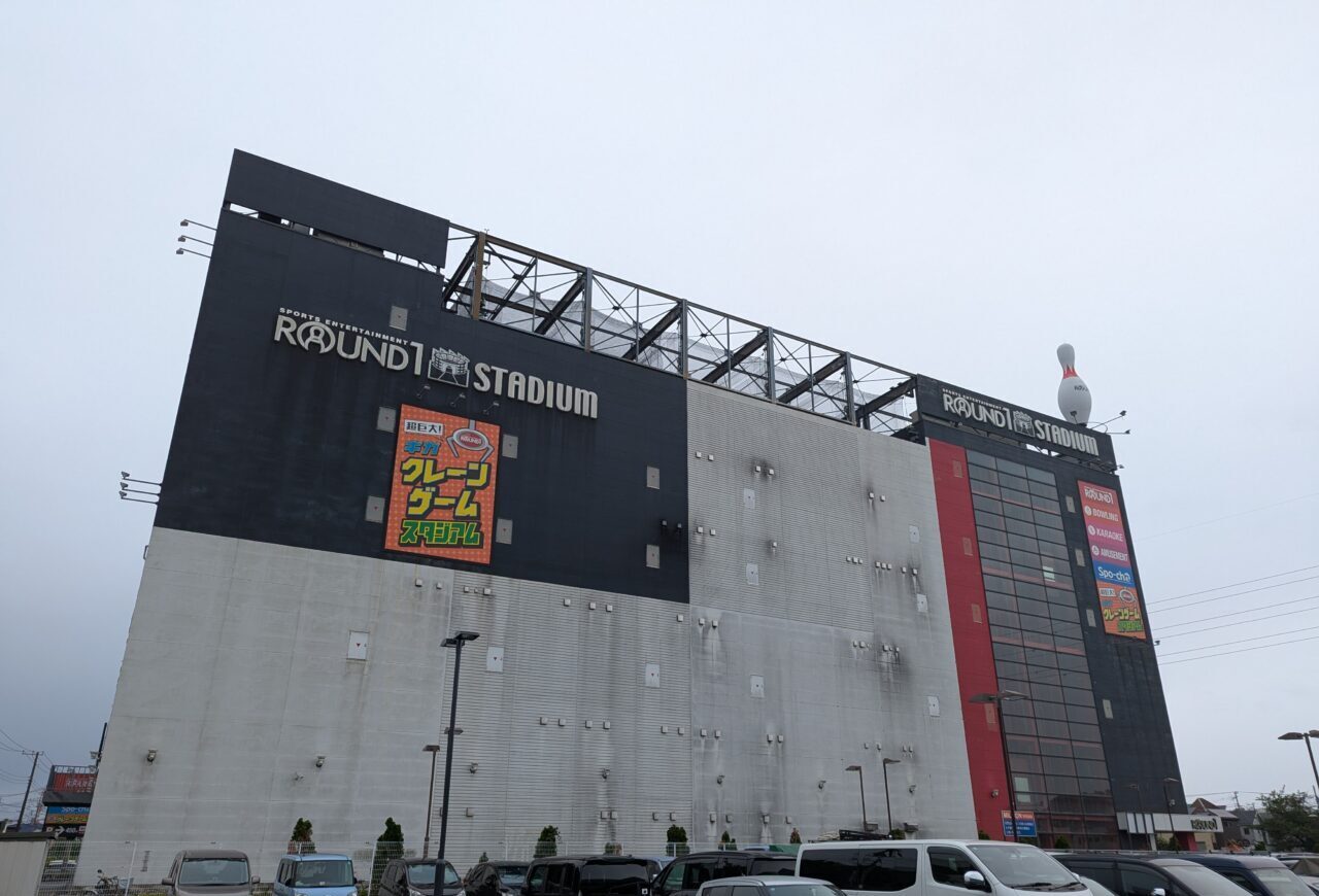 アミューズメントスクエア朝霞の駐車場（ラウンドワン前）