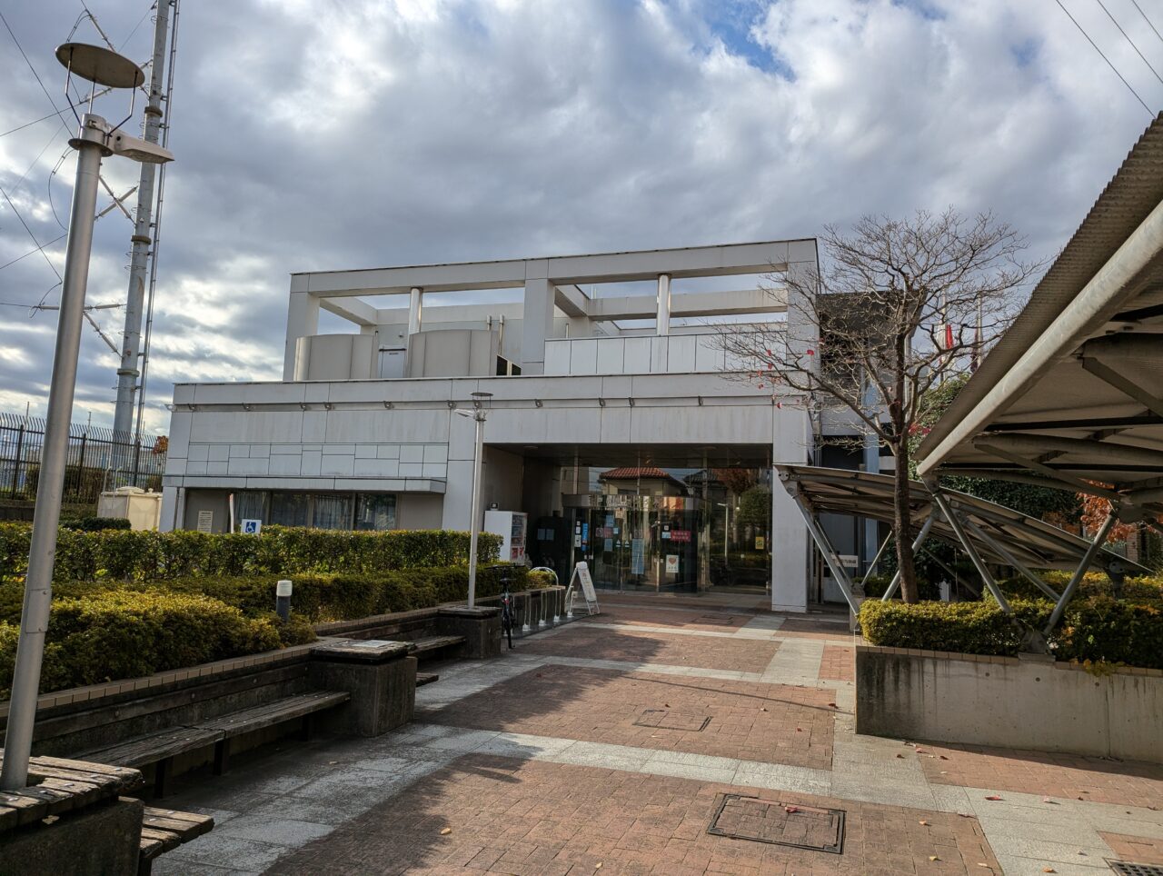 朝霞市宮戸にある宮戸市民センターの外観