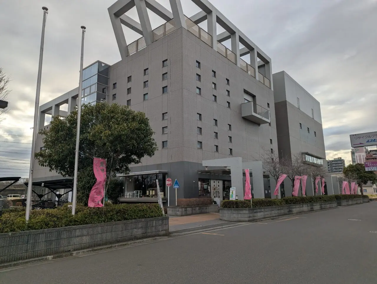 黒目川花まつり前の産業文化センターの様子