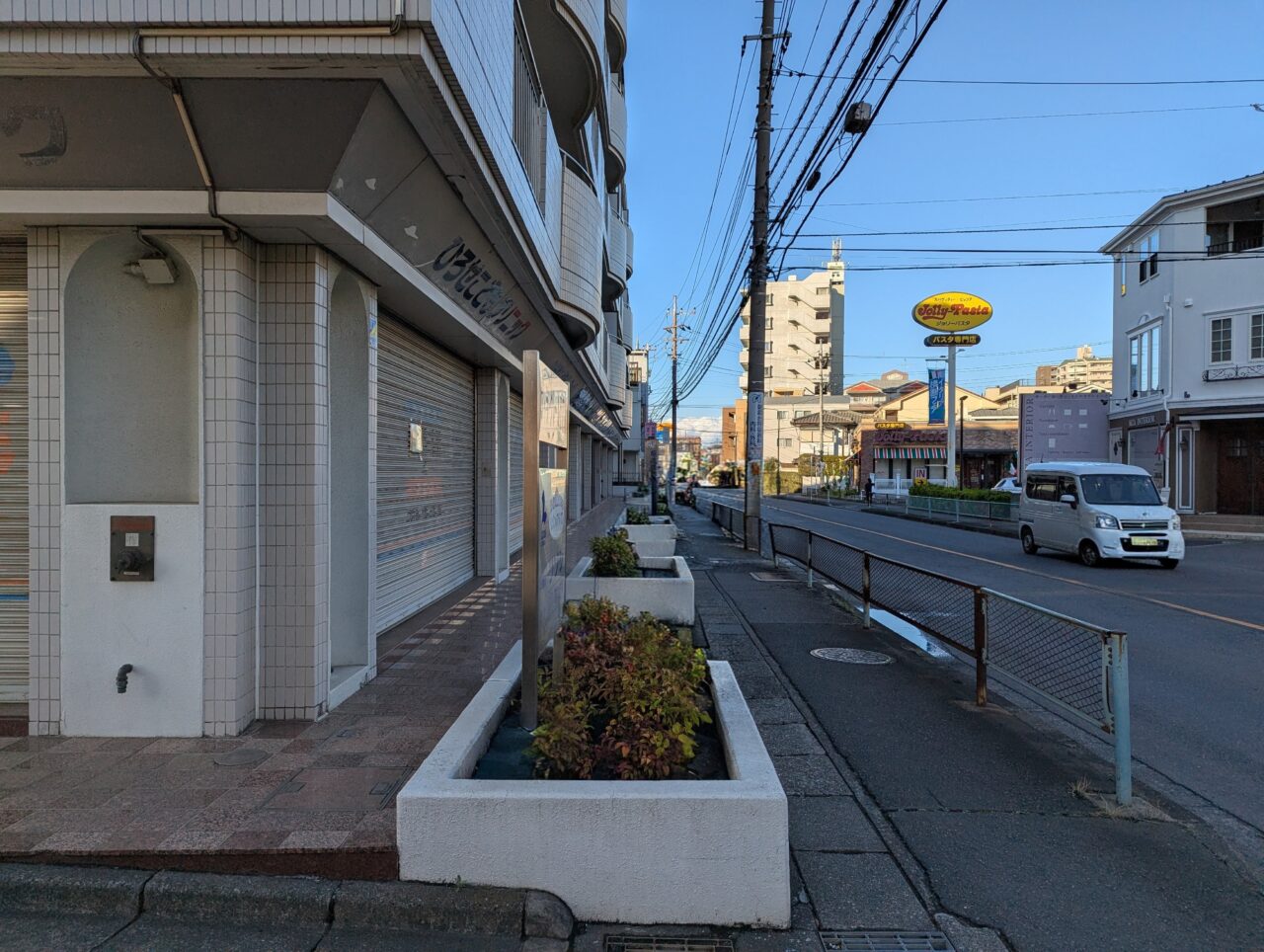 朝霞市西弁財にあるひろせこどもクリニックの様子