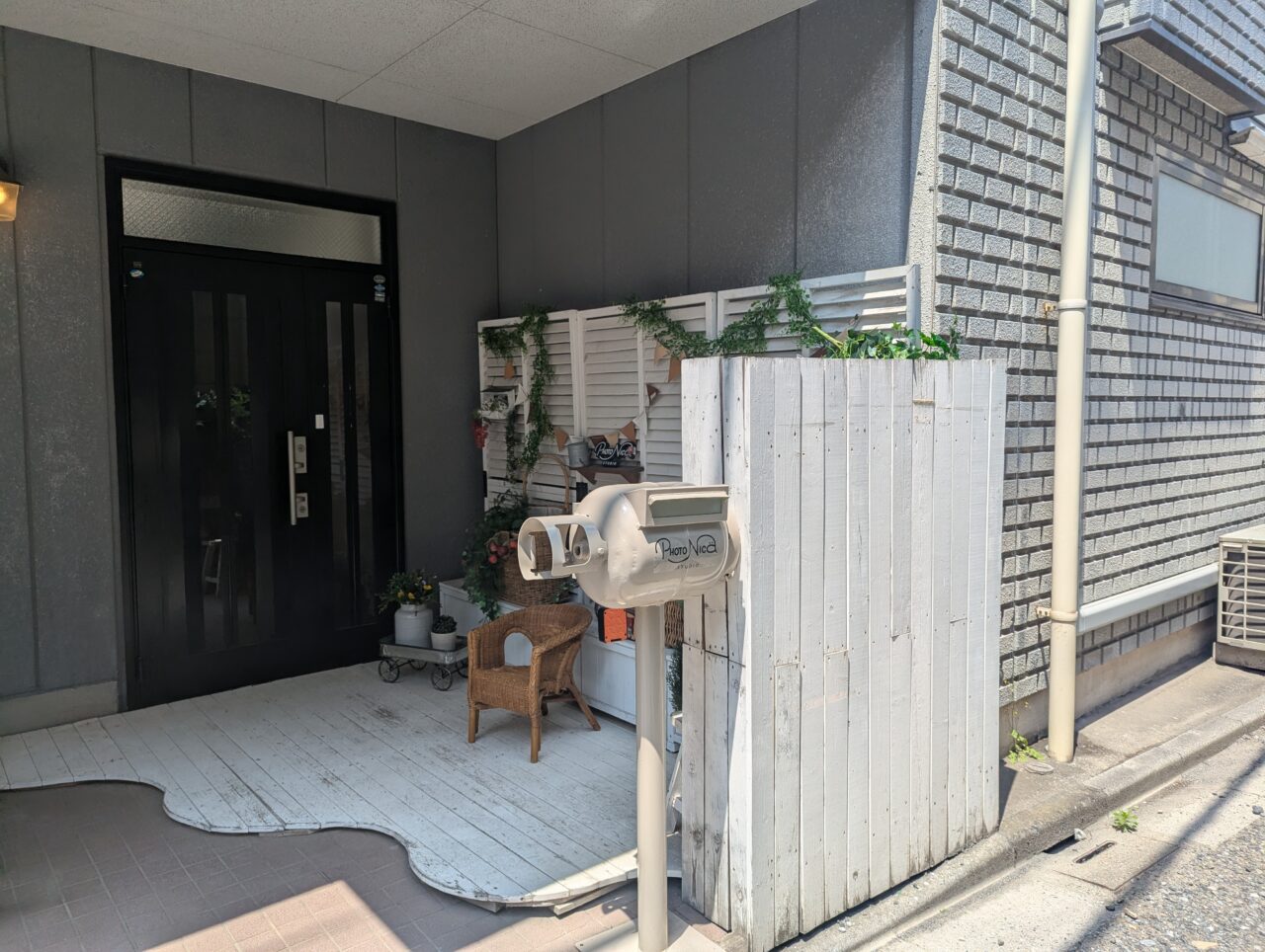 朝霞駅近くにオープンしたフォトスタジオ「フォトニカ スタジオ」